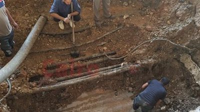 مياه أسيوط: جار العمل على إصلاح تسريب خط الصرف الصحي في شارع العشرين | بث مباشر