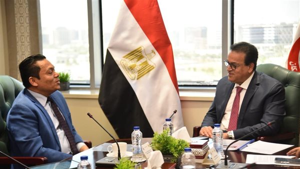 وزير الصحة والسكان