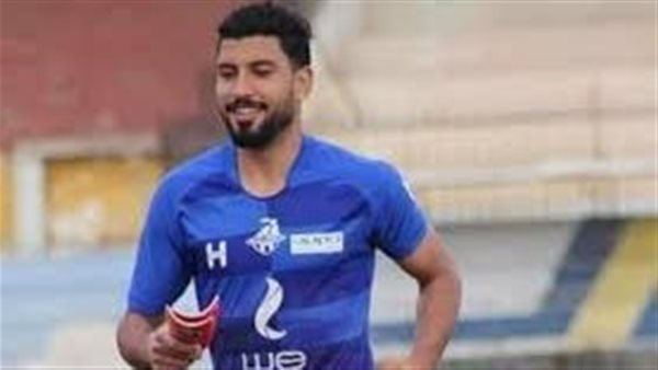 لاعب نادي كفر الشيخ