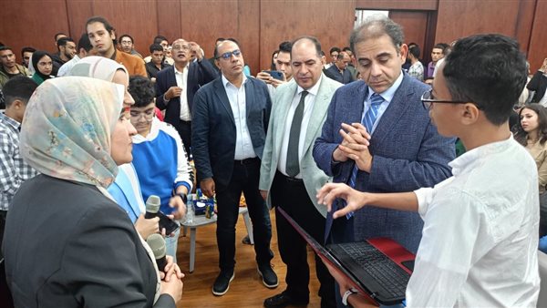 جانب من اللقاء