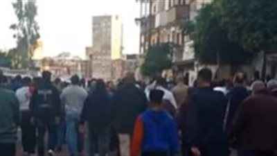 الآلاف من أهالي الإسكندرية يشيعون جثمان إبراهيم ضحية جاره|بث مباشر 