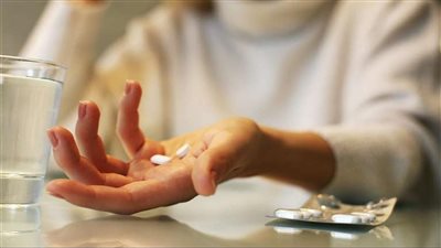 دراسة: مسكنات الألم تزيد من خطر النزيف لدى الأشخاص الذين يستخدمون أدوية سيولة الدم