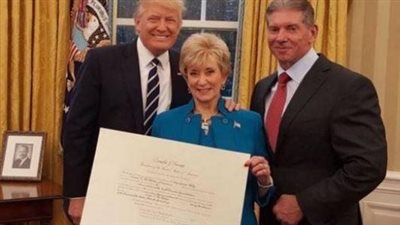 ترامب يعلن عن تعيين مسؤولة سابقة في اتحاد مصارعة المحترفين وزيرة للتعليم