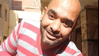 نجار يبدع في تقليد توابيت وجداريات الحضارة الفرعونية بباب الشعرية: معظم شغلي بيسافر برا مصر|بث مباشر 