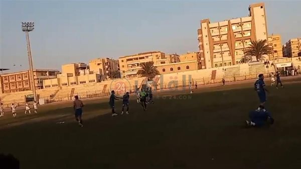 لحظة تسجيل اللاعب