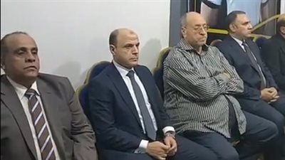 محافظ كفر الشيخ يقدم واجب العزاء في اللاعب محمد شوقي داخل النادي | بث مباشر 