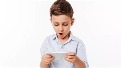 بعد تحذير الأطباء منه.. ما هو خلل النطق التشنجي؟