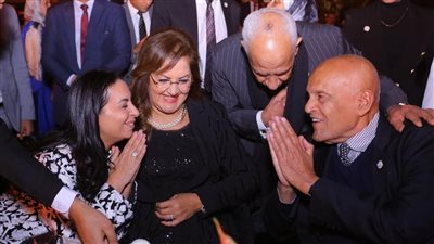 وزيرة التضامن عن مجدي يعقوب: أن تعمل بجواره فهو خير.. فاعمل ليل نهار لتستحق هذه الجيرة