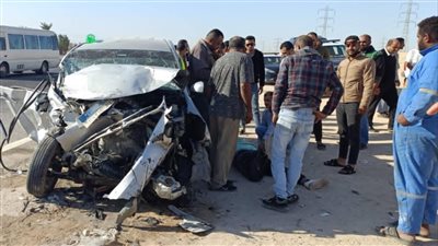 إصابة 4 أشخاص في حادث تصادم سيارة ملاكي وربع نقل بطريق السويس - العين السخنة