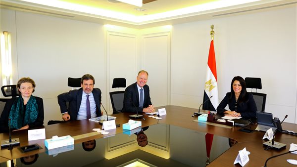 المشاط تستقبل وفدًا