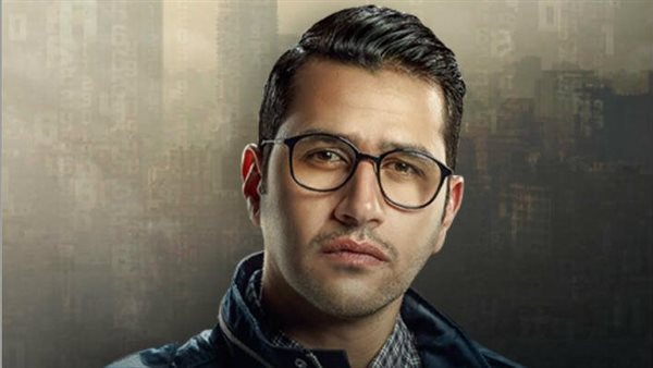 الفنان علي الطيب