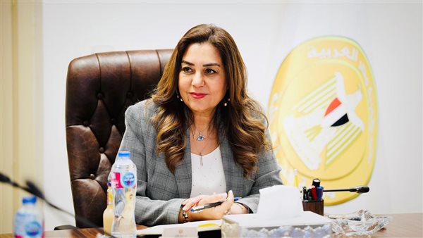 الدكتورة منال عوض