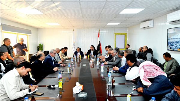 جانب من لقاء وزير