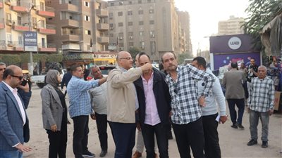بتكلفة 340 مليون جنيه.. محافظ القليوبية يناقش خطط رصف وتطوير الطرق بالمدن