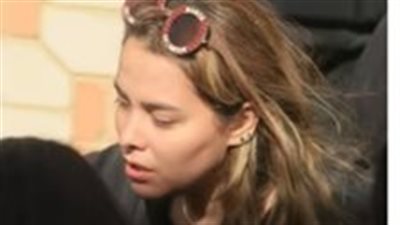 أرملة الراحل محمد رحيم: لما شفت الجثمان جالي انهيار عصبي.. ومحدش منعني من الدخول |فيديو