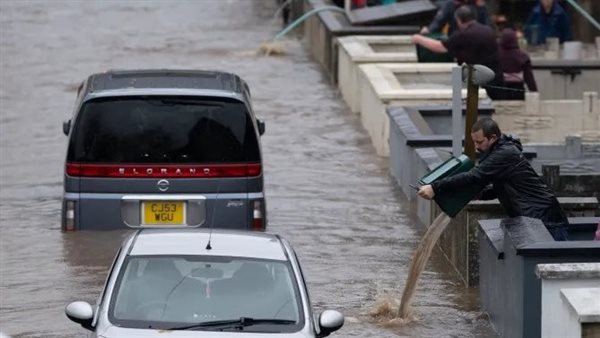 العاصفة بيرت في بريطانيا