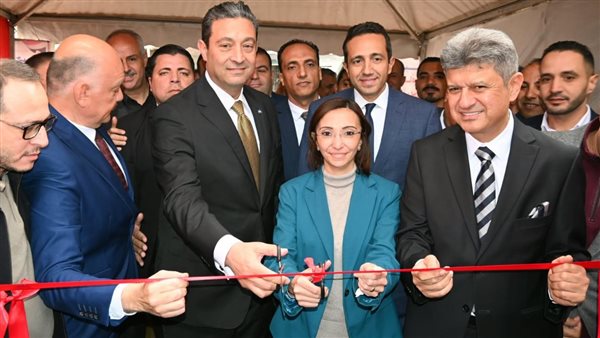 محافظا البحيرة ودمياط