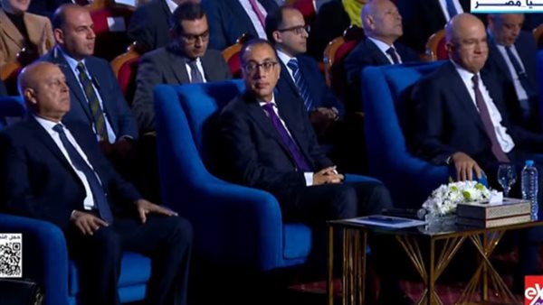 رئيس الوزراء في الملتقى