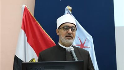 المفتي: الأزمات الاجتماعية والسياسية والاقتصادية ما هي إلا تجليات لخلل في الأخلاق بالمجتمعات