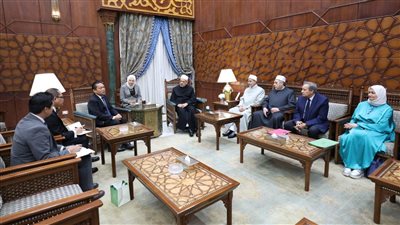 شيخ الأزهر يستقبل السفير الماليزي لمتابعة تنفيذ بروتوكولات التعاون المتفق عليها 