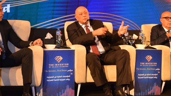 هشام شكري رئيس المجلس