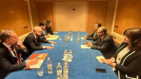 وزير الخارجية والهجرة