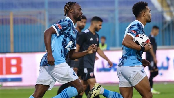 لاعبو بيراميدز