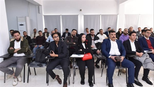 الشباب المتقدمين