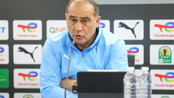 الكابتن علي ماهر