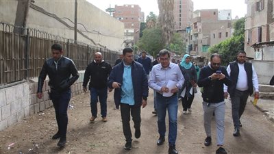 جولة لرئيس حي مصر القديمة وعدد من القيادات التنفيذية لمتابعة حصر منطقتي السحيلة والمنيل القديم| صور