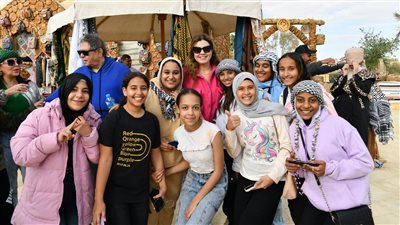 في إطار خطة المحافظة للترويج السياحي.. رحلة ترفيهية للفنانين والوفود المشاركة بمهرجان الفيوم السينمائي