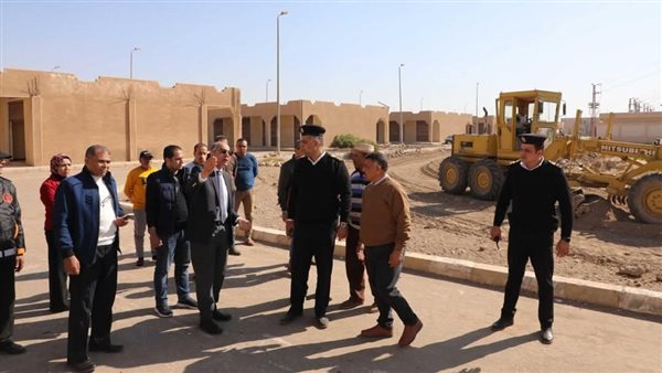 جانب من جولة المحافظ