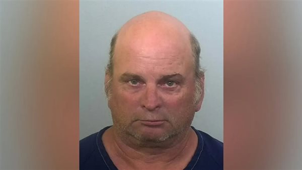 أمريكي ينتحل شخصية