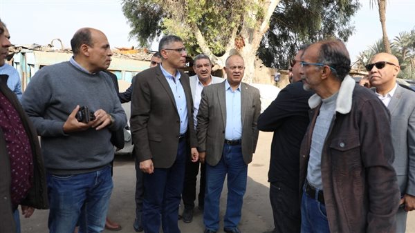 محافظ الجيزة يعاين