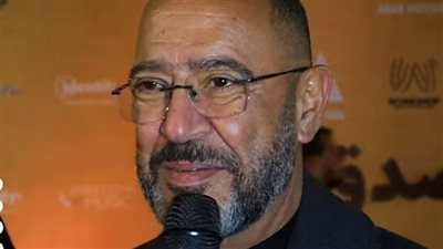أشرف عبد الباقي: فيلم مين يصدق يخاطب الشباب.. ومكنش في دماغنا الحصول على جوائز من مهرجان القاهرة