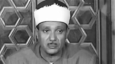 في ذكرى وفاته.. أبرز المحطات بحياة القارئ عبد الباسط عبد الصمد صاحب الحنجرة الذهبية وصوت مكة