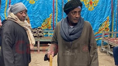 راضيين بقضاء الله بس عاوزين جثمان ولدنا نكرمة..أسرة محمود ابن الأقصر ضحية غرق مركب سفاجا