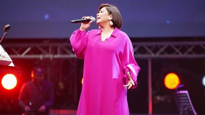 بسبب زلة لسانها وفستانها.. شيرين عبد الوهاب في مرمى الانتقادات بعد حفلها بالكويت | بث مباشر