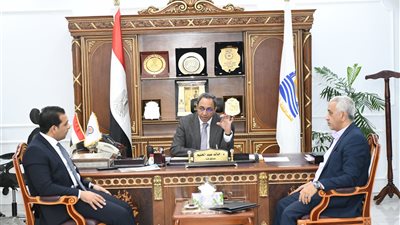 محافظ قنا: إزالة فورية لمخالفات البناء ورصد مستمر للتعديات بالأقمار الصناعية