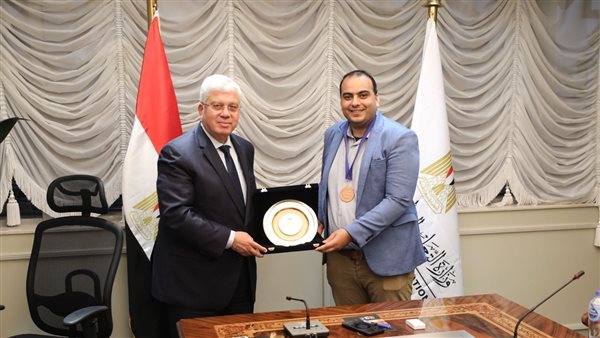 جانب من التكريم