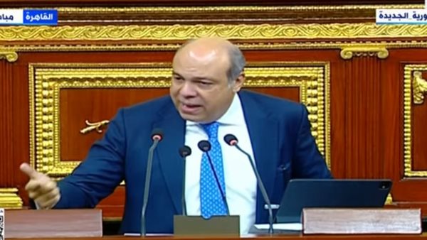 وزير الطيران