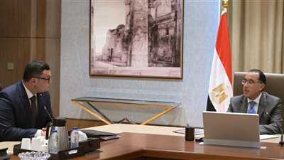 الحكومة: طرح عالمي لتخطيط المنطقة المحيطة بالأهرامات والمتحف الكبير 