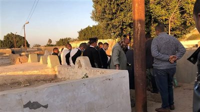 القبض على أب أنهى حياة ابنته ودفنها بالمقابر في بني سويف | بث مباشر