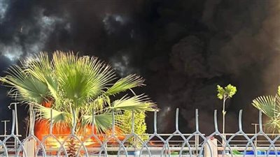 الدفع بـ8 سيارات إطفاء للسيطرة على حريق نادي المعلمين بالإسكندرية