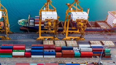 شعبة النقل الدولي: قانون التجارة البحرية ضرورة لتحويل مصر إلى مركز لوجستي