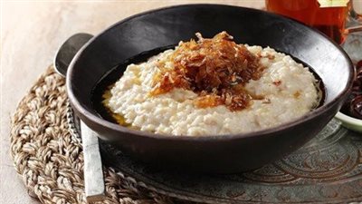 لمحبي الأكلات السعودية.. طريقة عمل الجريش بالدجاج خطوة بخطوة 