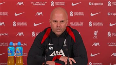 سلوت: ليس لدينا بديل لمحمد صلاح.. وأفضل شيء الاستمرار في تحقيق أرقامه المميزة 