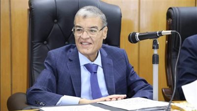 صلاة الجنازة على اللواء أسامة القاضي محافظ المنيا السابق من مسجد الشرطة | بث مباشر