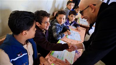 وزير التربية والتعليم يجري جولة تفقدية لعدد من مدارس الغربية لمتابعة سير العملية التعليمية