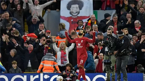 محمد صلاح مع جماهير